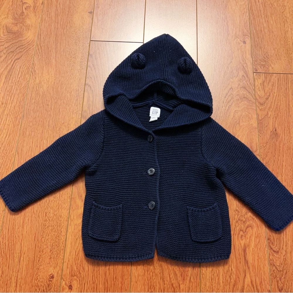 Baby GAP Navy Knit Hoodie Cardigan with Bear Ears – Unisex (6–12M)